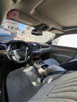 کرایسلەر 300
